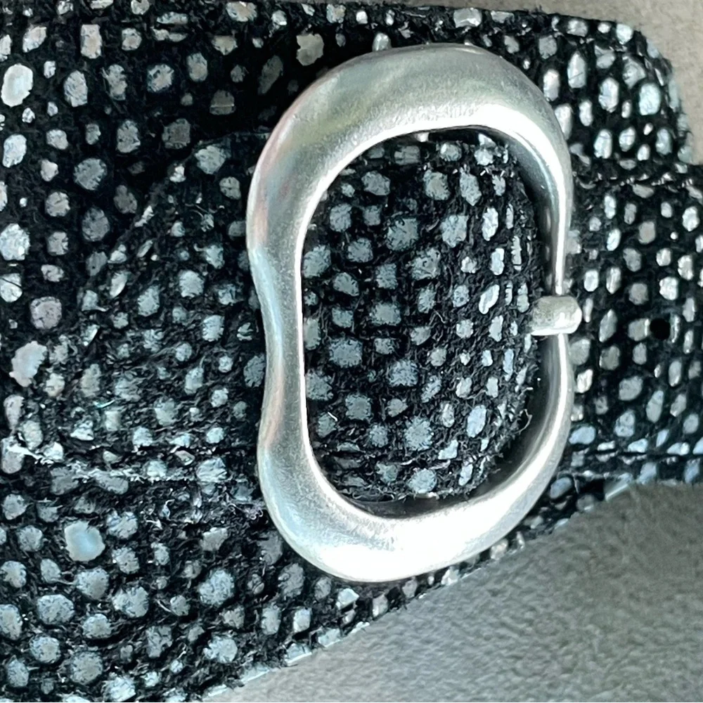 Dansko Black Sandals Sparkly Adjustable Comfort - Picture 5 of 7
